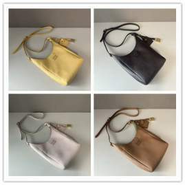 Picture of Miu Miu Handbags _SKUfw229393392fw